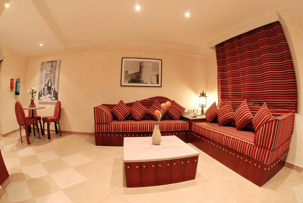 Al Liwan Suites Doha Exterior foto