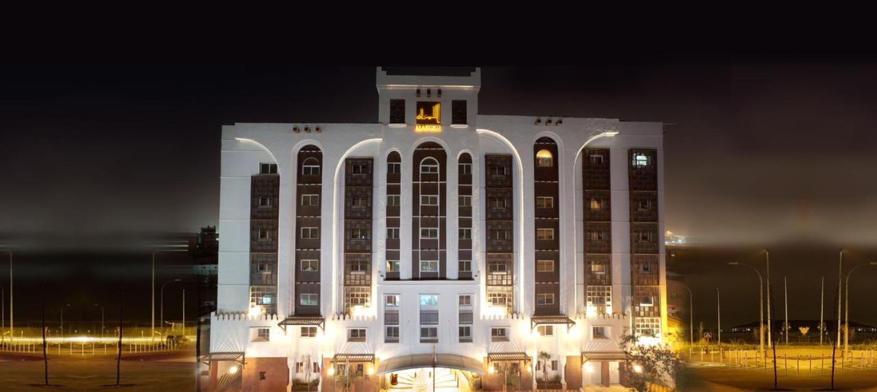 Al Liwan Suites Doha Exterior foto